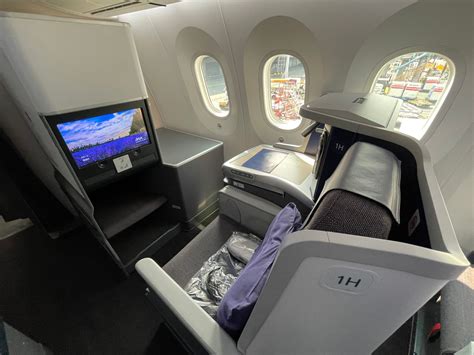 sfo to manila business class|Business Class Flights to Manila (MNL) from $2,514 .